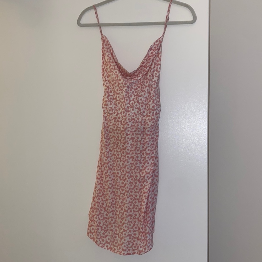 Floral pink minidress